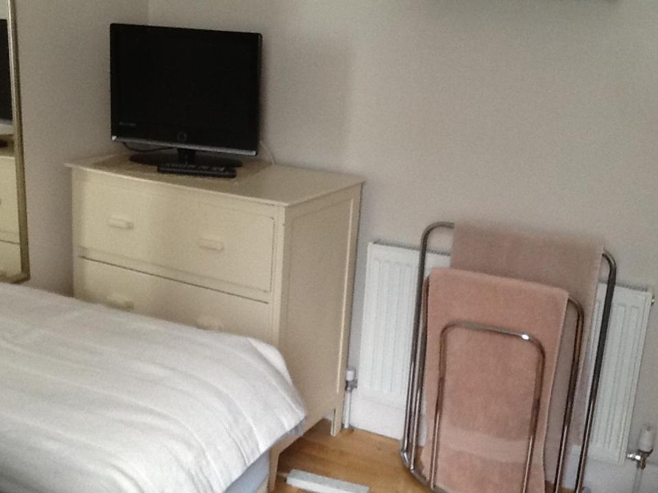 Helena Host Family Bed and Breakfast London Eksteriør billede