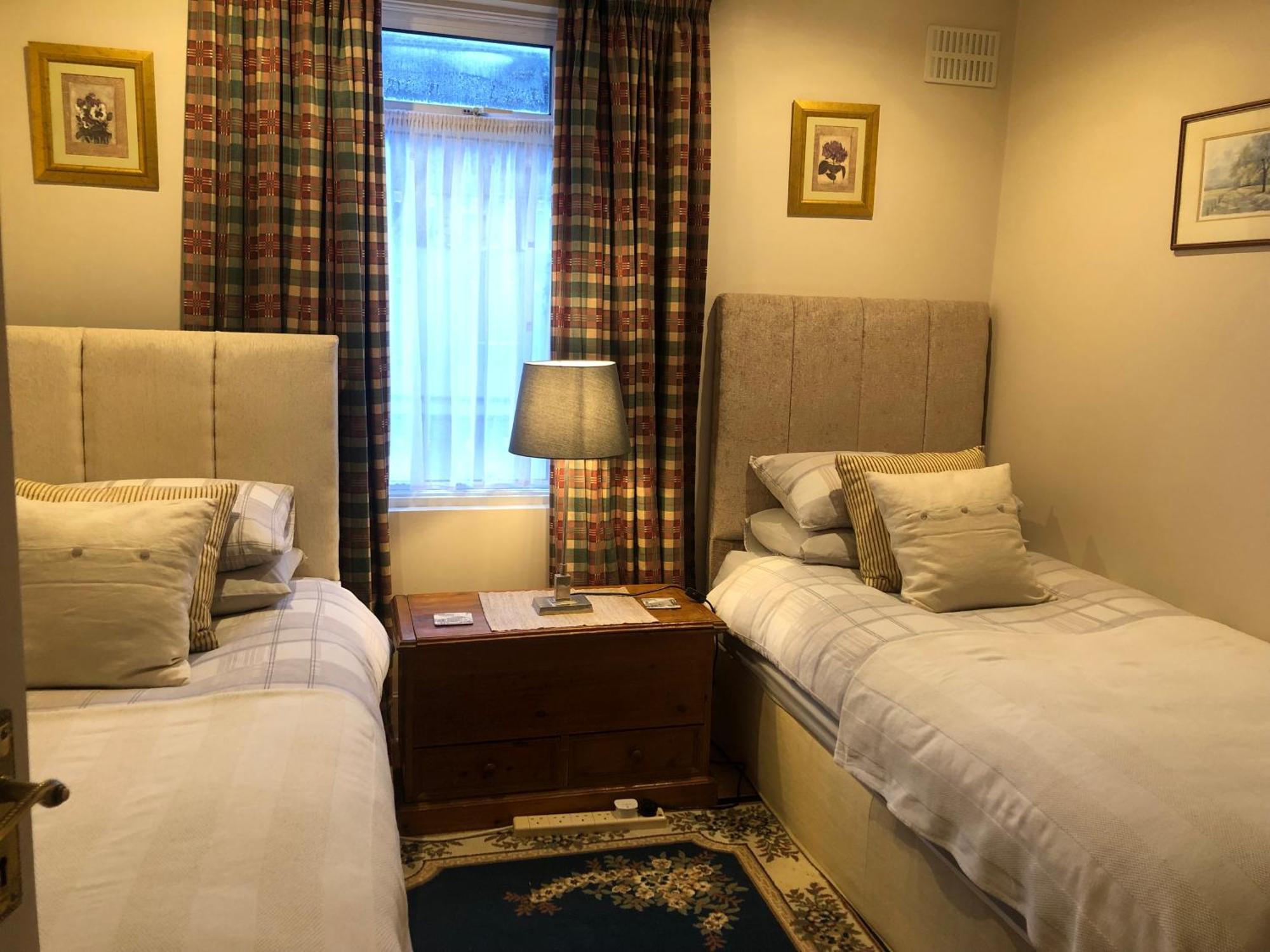 Helena Host Family Bed and Breakfast London Eksteriør billede